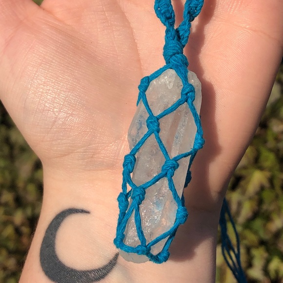 Clear Quartz Raw Macrame Necklace - Picture 3 of 8